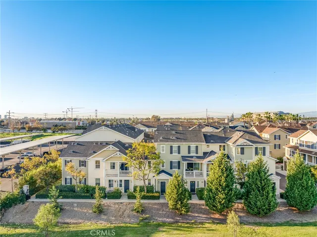 $4,300 | 814 Silk Tree, Irvine, CA 92606