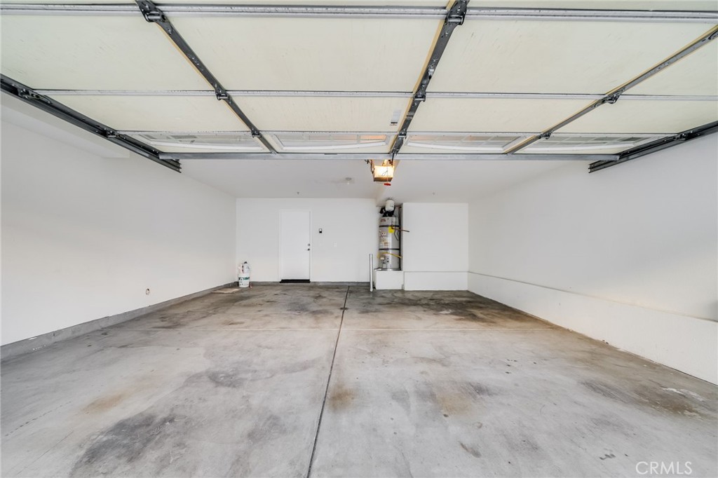 814 Silk Tree Irvine, CA 92606 - Photo 7 of 32