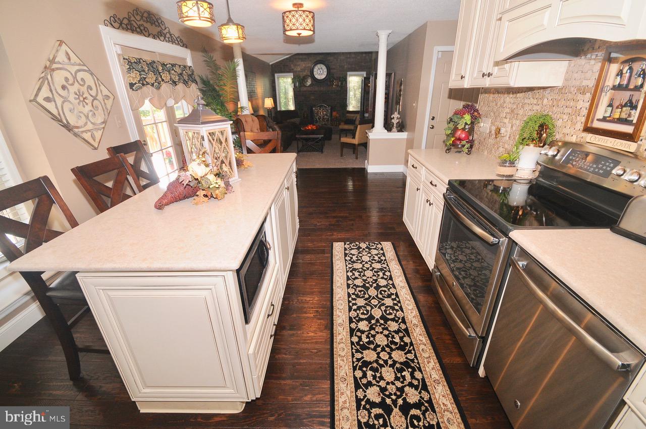 3152 Klockner Road Trenton, NJ 08690 - Photo 15 of 48 Kitchen