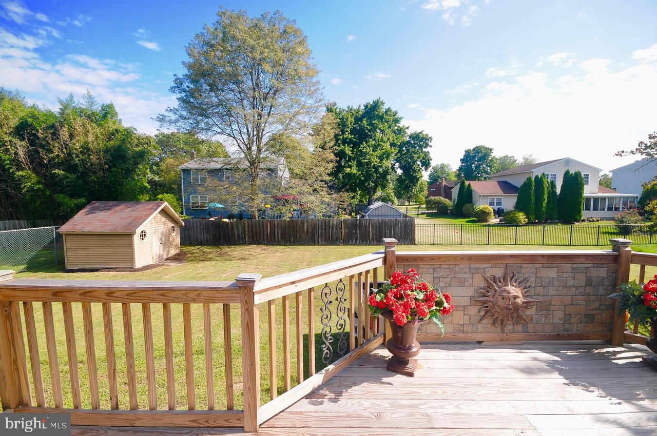 3152 Klockner Road Trenton, NJ 08690 - Photo 9 of 48 Rear Deck