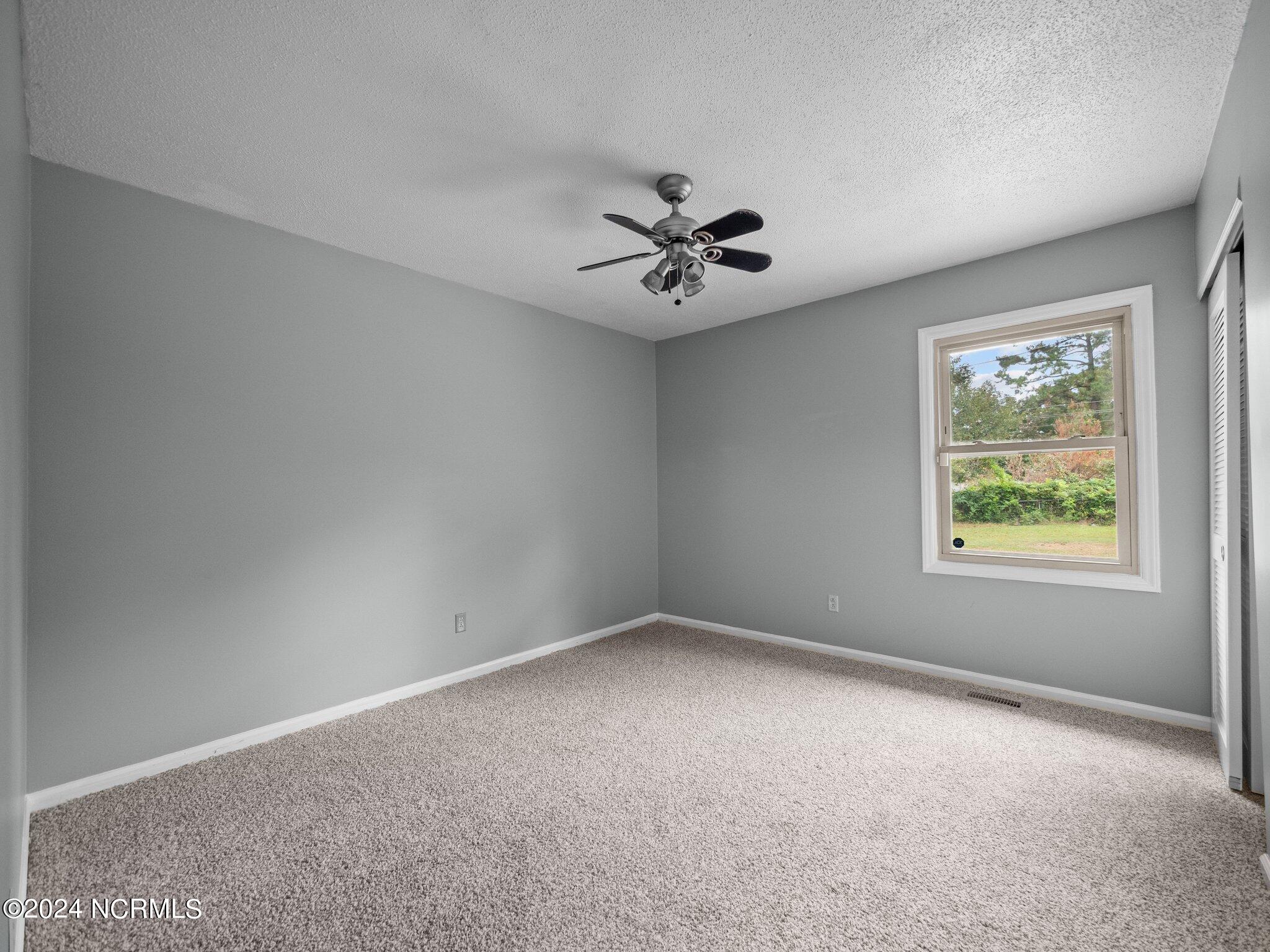 616 Winchester Road Jacksonville, NC 28546 - Photo 31 of 42 27-web-or-mls-M1B14949