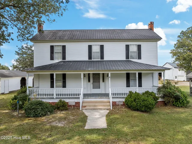 $399,900 | 1870 Bobby Roberson Road, Williamston, NC 27892