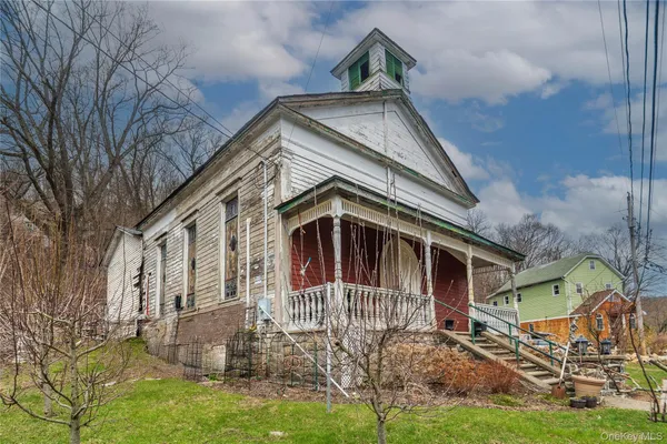 $250,000 | 11 Orange Turnpike, Tuxedo Park, NY 10987