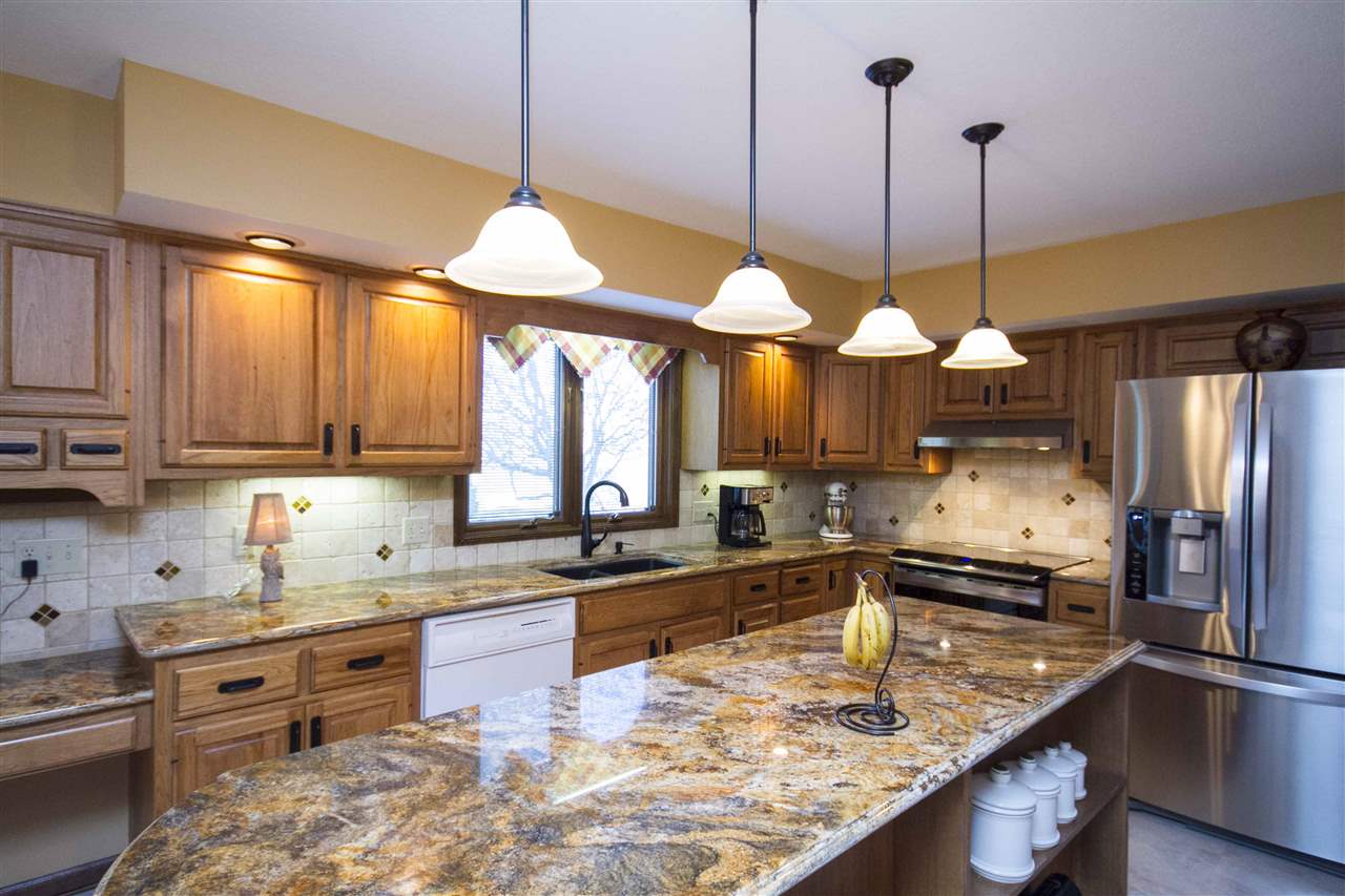 5321 Litchfield Road Fort Wayne, IN 46835 - Photo 8 of 36