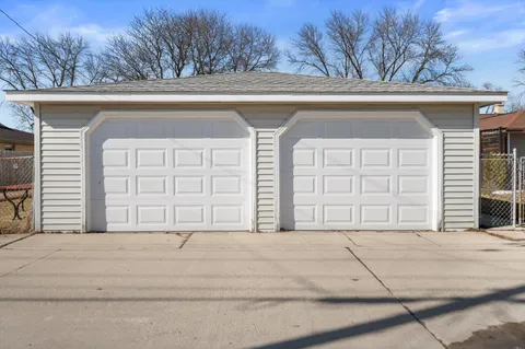 $235,000 | 9043 West Grantosa Drive, Milwaukee, WI 53225