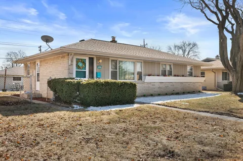 $235,000 | 9043 West Grantosa Drive, Milwaukee, WI 53225