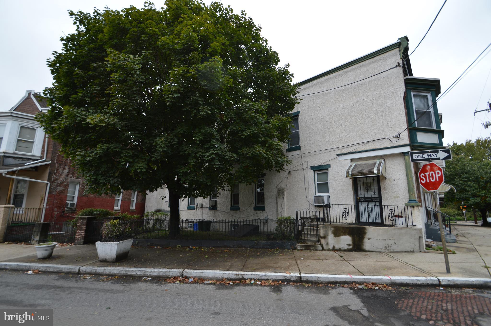 5262 Parkside Avenue Philadelphia, PA 19131 - Photo 2 of 33