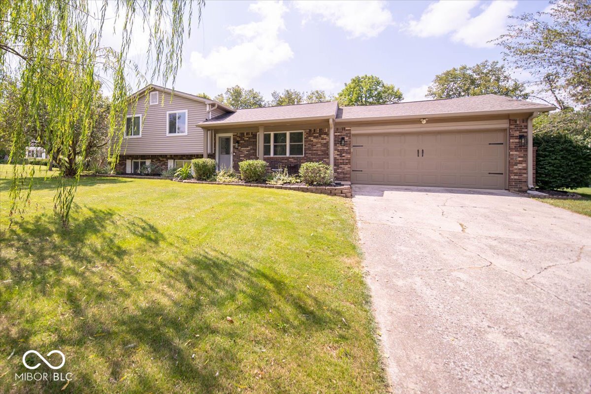 1720 Brer Rabbit Drive Greenwood, IN 46143 - Photo 1 of 31 Gallery Image 1