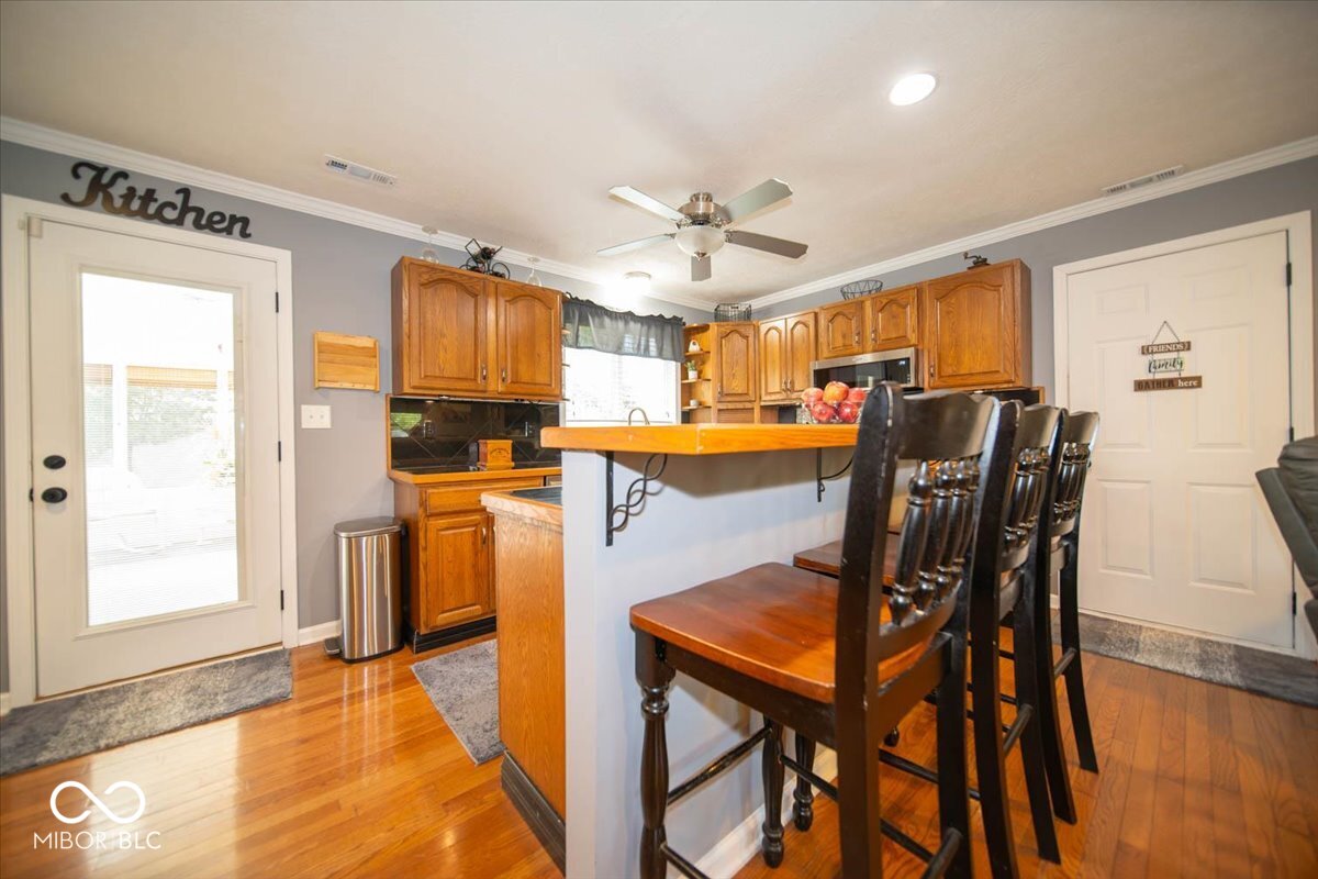 1720 Brer Rabbit Drive Greenwood, IN 46143 - Photo 7 of 31 Gallery Image 7