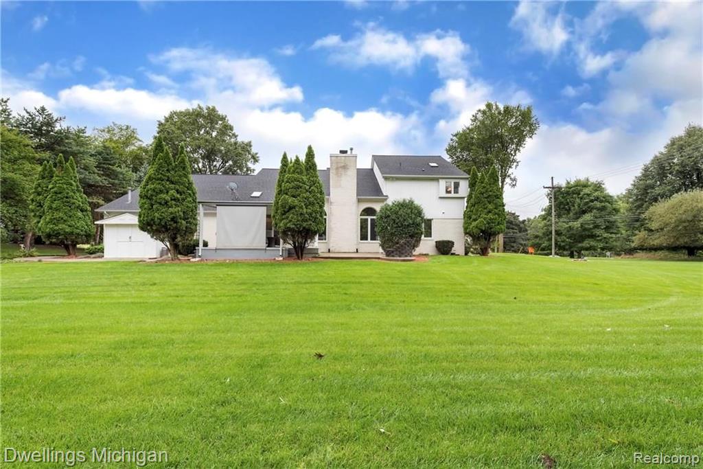 1037 South Adams Road Rochester Hills, MI 48309 - Photo 7 of 67