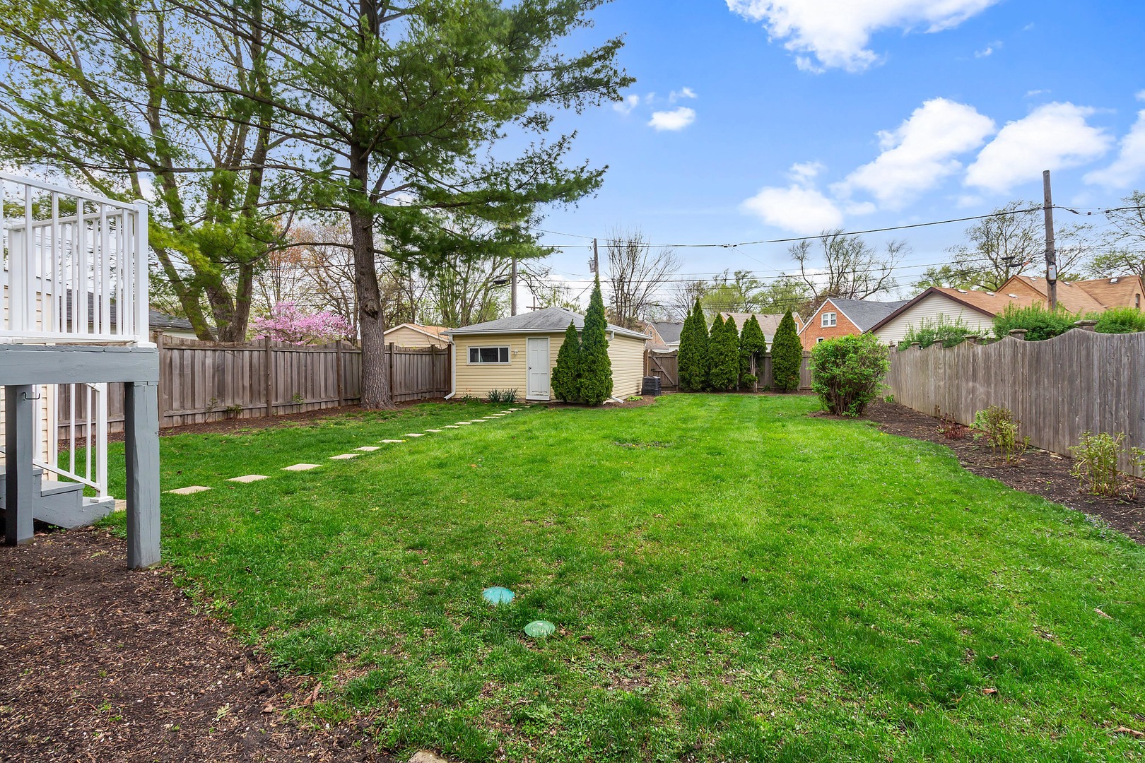 9430 Jackson Avenue Brookfield, IL 60513 - Photo 14 of 17 a view of a yard with a slide
