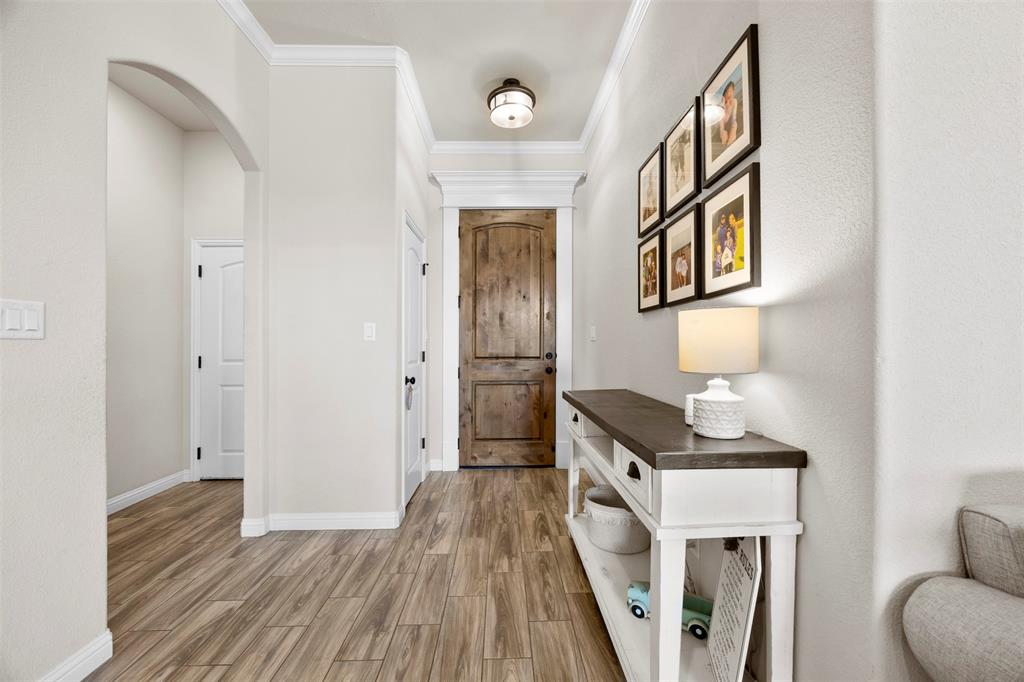 209 Bayless Avenue Godley, TX 76044 - Photo 2 of 30