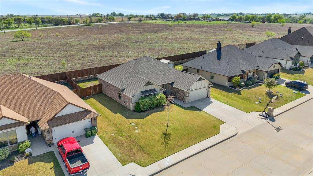209 Bayless Avenue Godley, TX 76044 - Photo 29 of 30