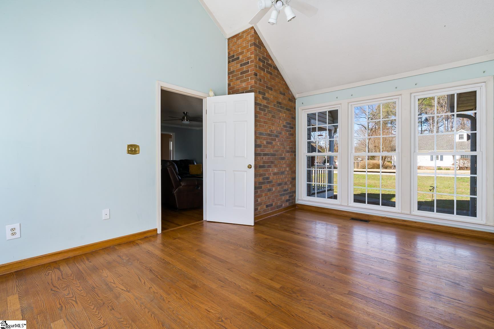 702 Huntington Road Easley, SC 29642 - Photo 12 of 31 Gallery Image 12