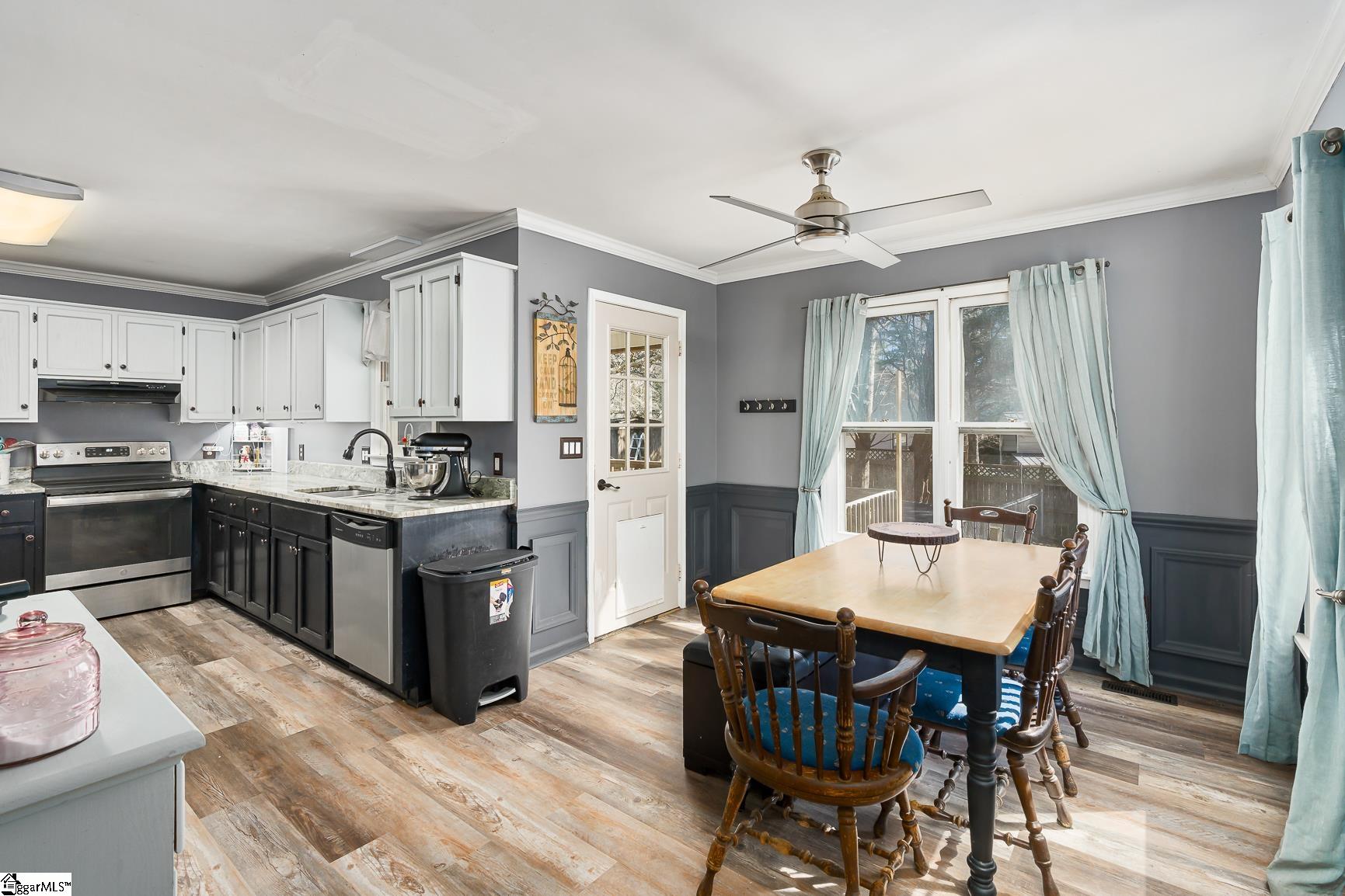 702 Huntington Road Easley, SC 29642 - Photo 10 of 31 Gallery Image 10