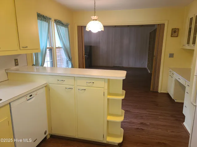 $219,000 | 1700 Dubose Drive, Kinston, NC 28504