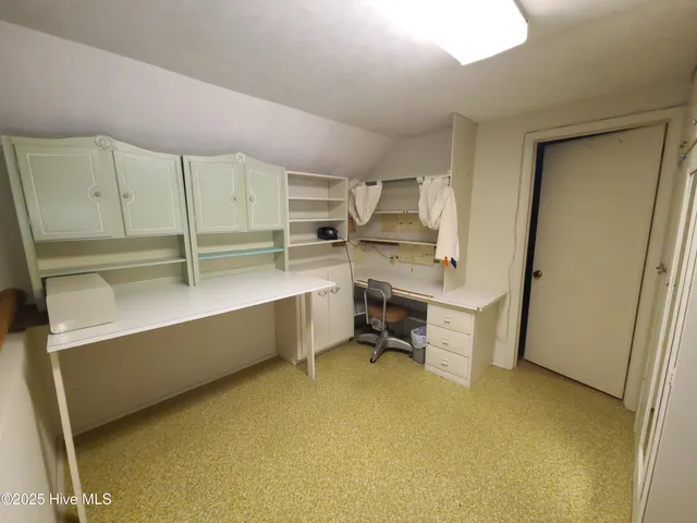 $219,000 | 1700 Dubose Drive, Kinston, NC 28504