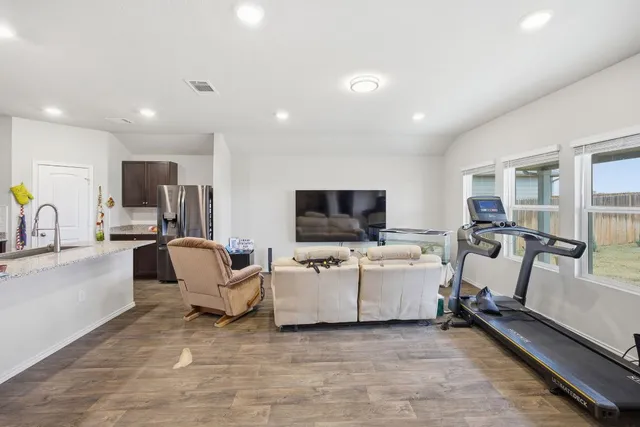 $320,000 | 13517 Brahmin Drive, Austin, TX 78724