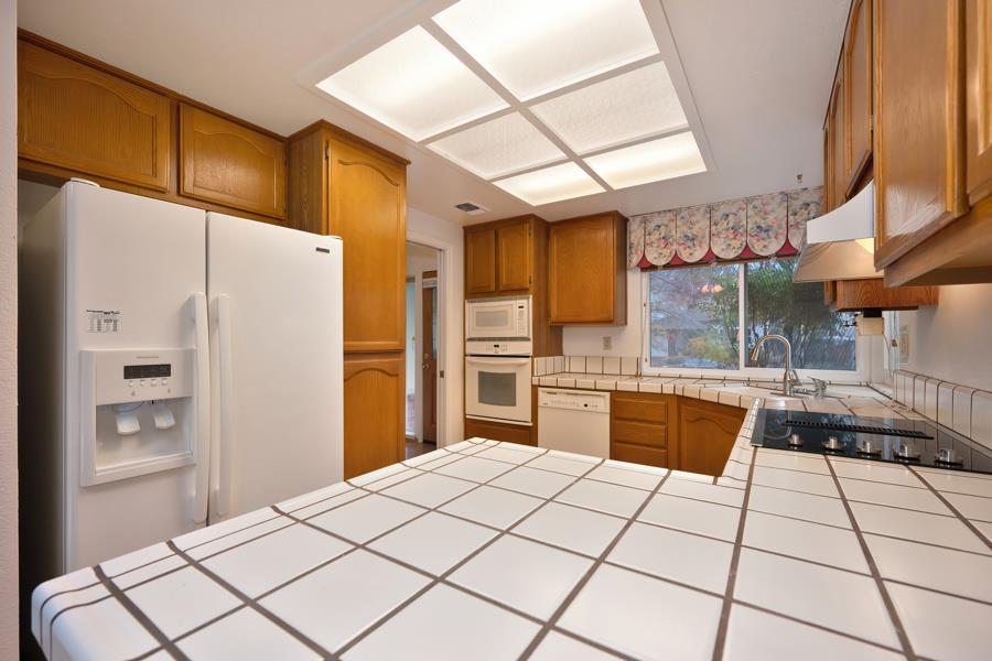 106 Rhoades Way Folsom, CA 95630 - Photo 16 of 91