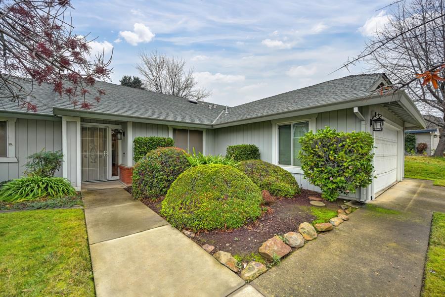 106 Rhoades Way Folsom, CA 95630 - Photo 2 of 91