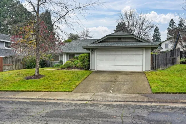 $629,500 | 106 Rhoades Way, Folsom, CA 95630