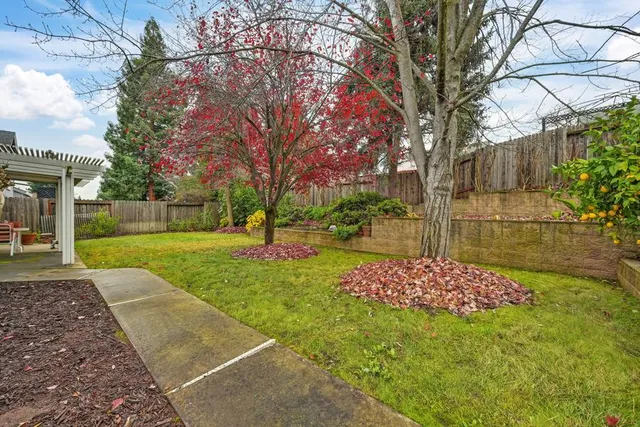 $629,500 | 106 Rhoades Way, Folsom, CA 95630