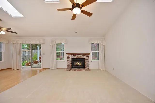 $629,500 | 106 Rhoades Way, Folsom, CA 95630