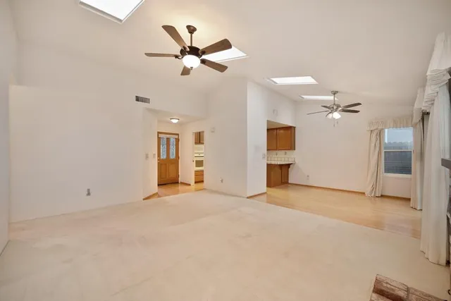 $629,500 | 106 Rhoades Way, Folsom, CA 95630