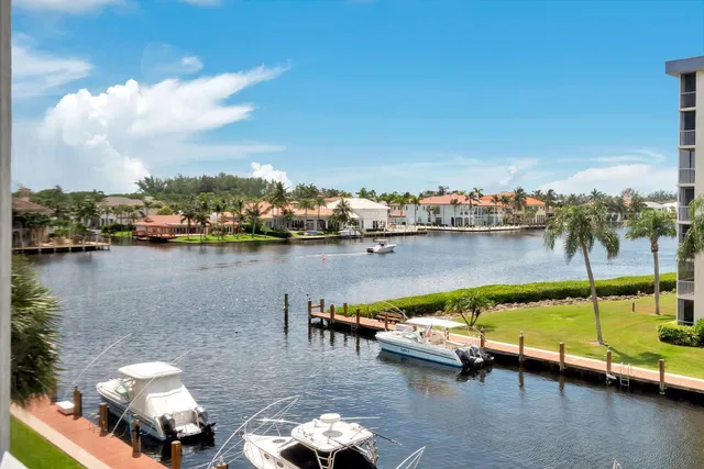$379,900 | 1 Harbourside Drive, Unit 1103, Delray Beach, FL 33483
