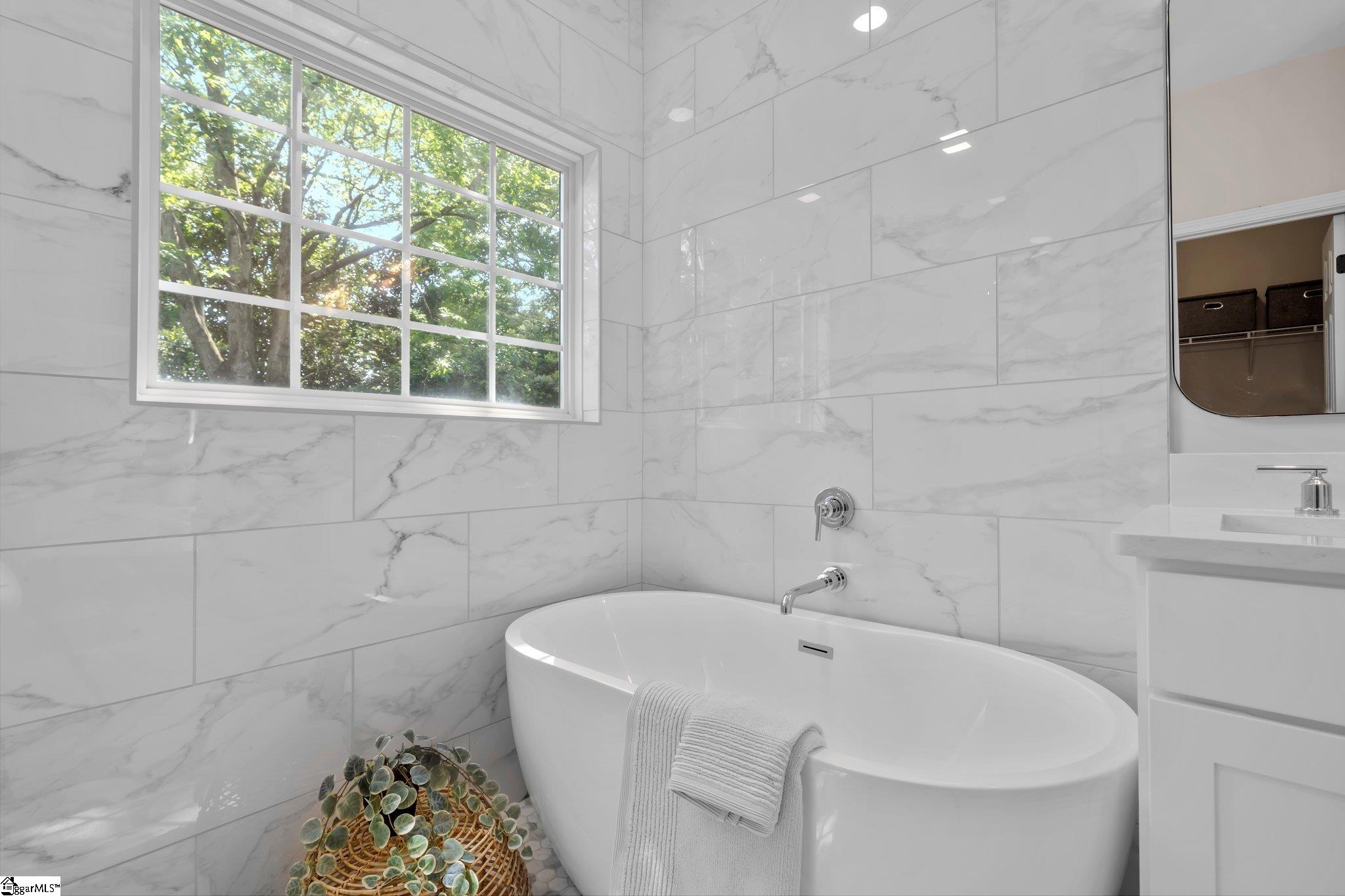 6 Bentley Way Greer, SC 29650 - Photo 10 of 25