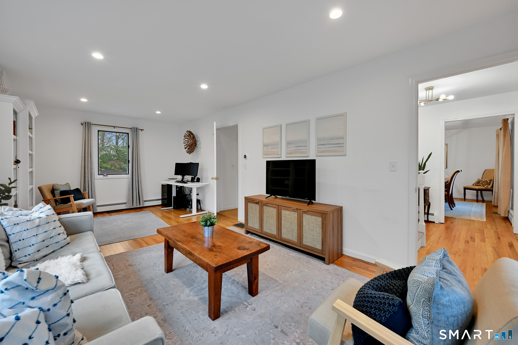 117 Settlers Farm Road Monroe, CT 06468 - Photo 4 of 40 The front-to-back layout invites both style and comfort.