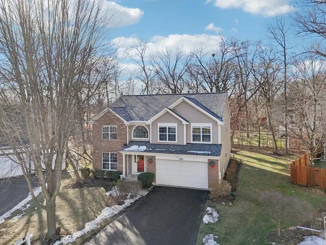 $700,000 | 1986 South Egret Court, Libertyville, IL 60048