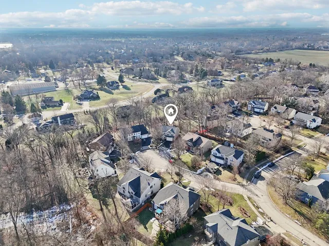 $700,000 | 1986 South Egret Court, Libertyville, IL 60048