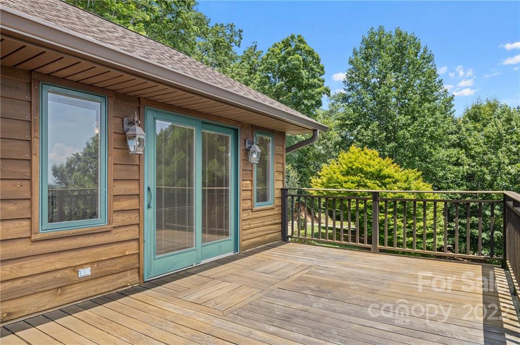428 Smith Road Columbus, NC 28722 - Photo 21 of 48 a view of entryway with outdoor space