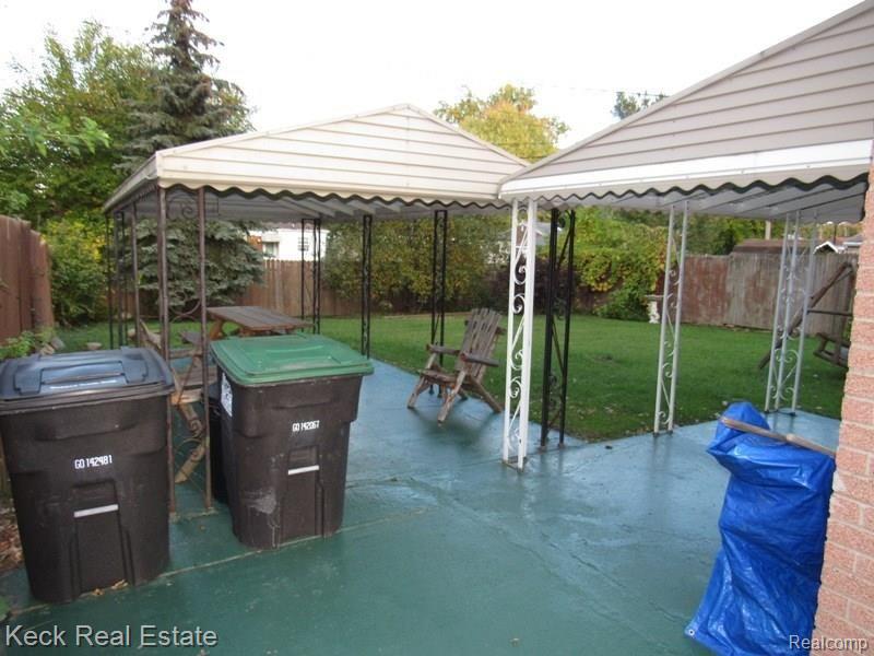 8055 Pardee Road Taylor, MI 48180 - Photo 13 of 13 8055 Pardee (3).JPG
