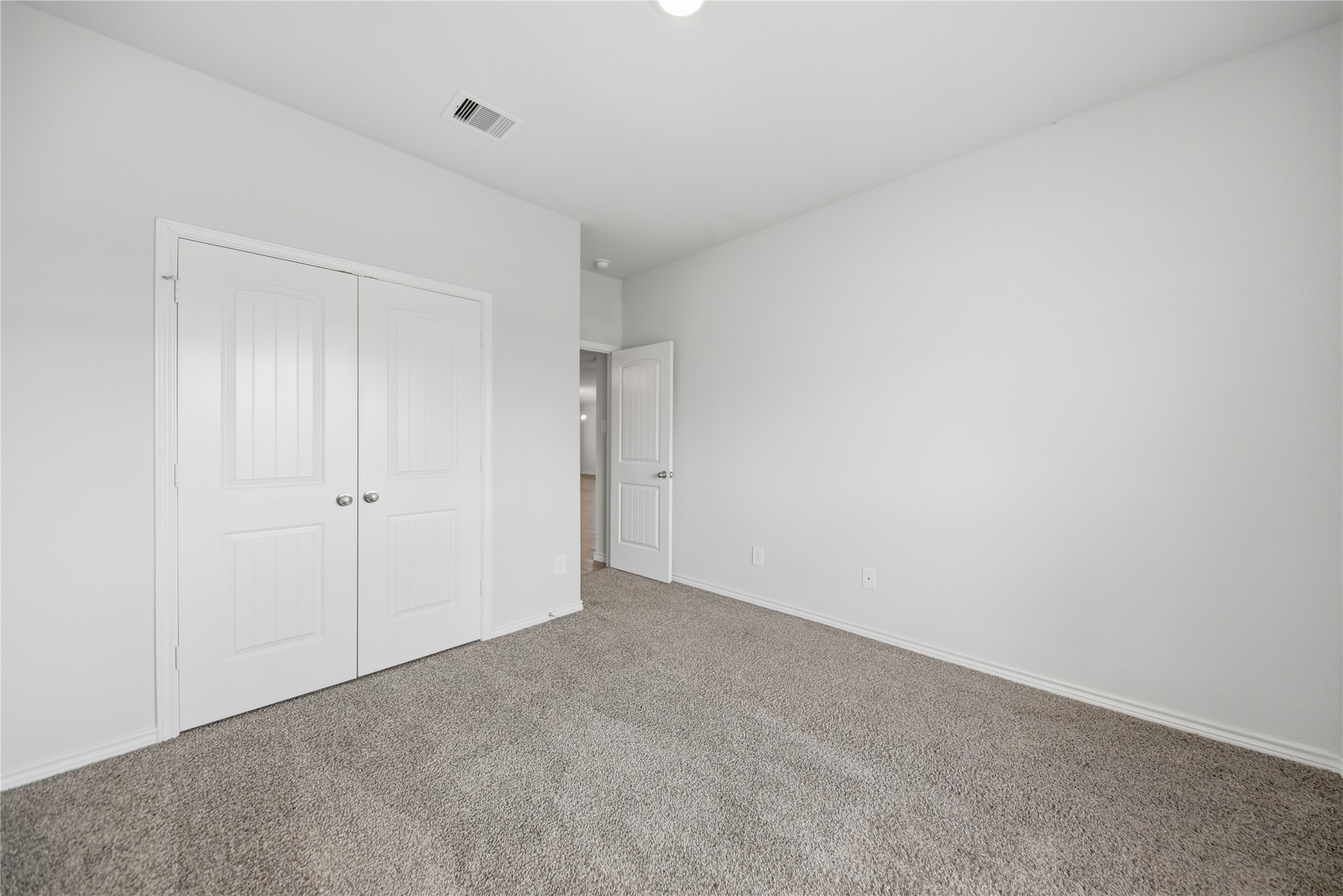 1010 Fannin Street Brenham, TX 77833 - Photo 29 of 30 a view of an empty room
