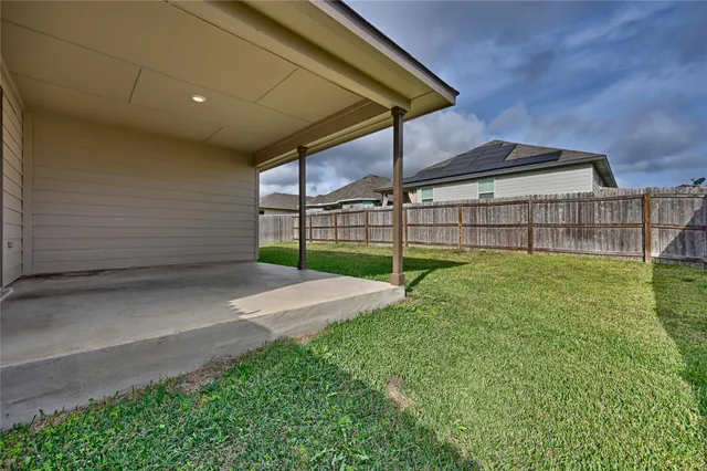 $279,000 | 1010 Fannin Street, Brenham, TX 77833