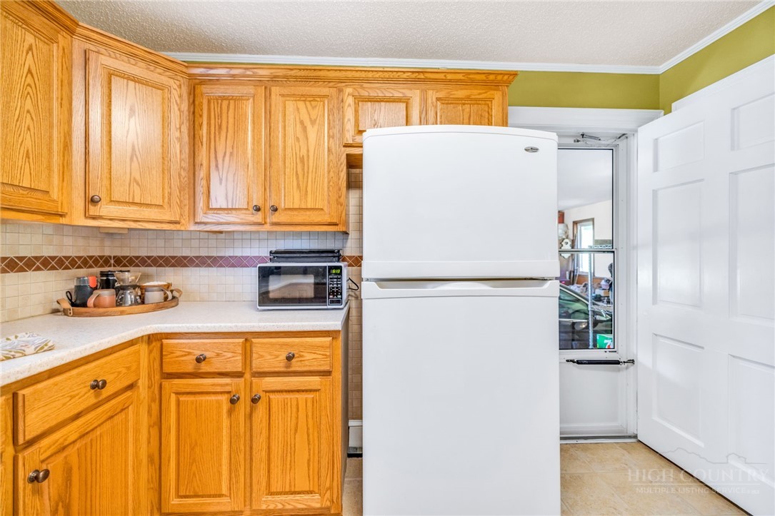201 Reno Road West Jefferson, NC 28694 - Photo 21 of 45