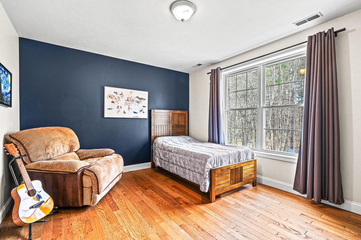 2 Leblanc Road Pelham, NH 03076 - Photo 16 of 31