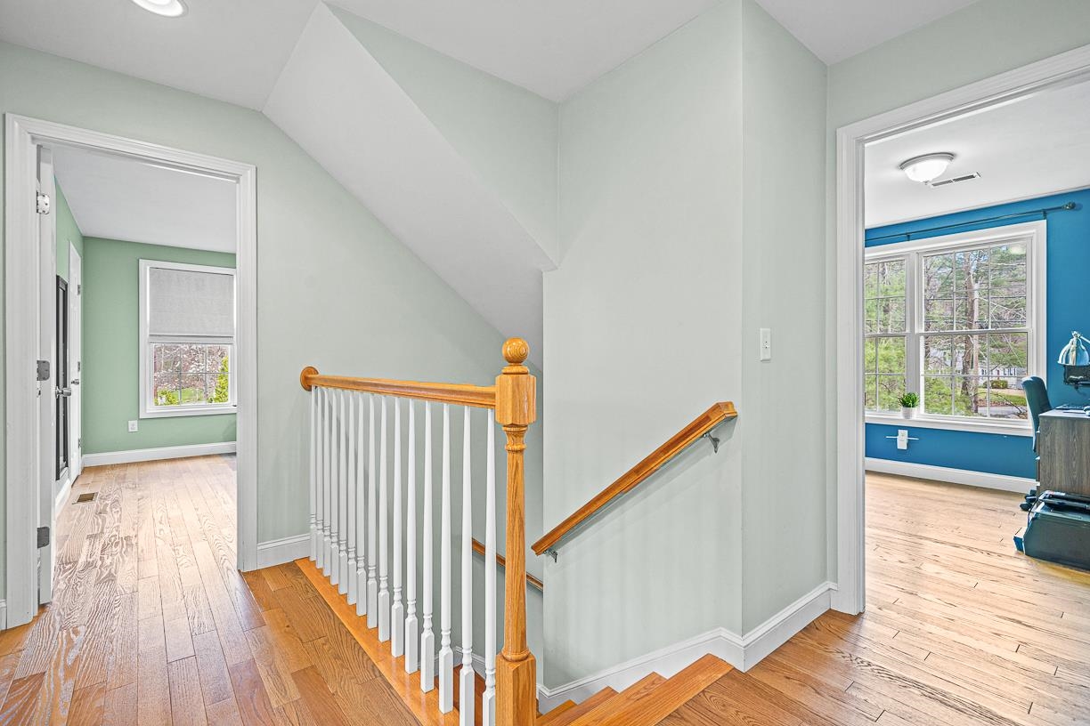 2 Leblanc Road Pelham, NH 03076 - Photo 17 of 31