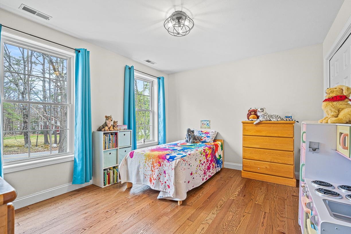 2 Leblanc Road Pelham, NH 03076 - Photo 18 of 31