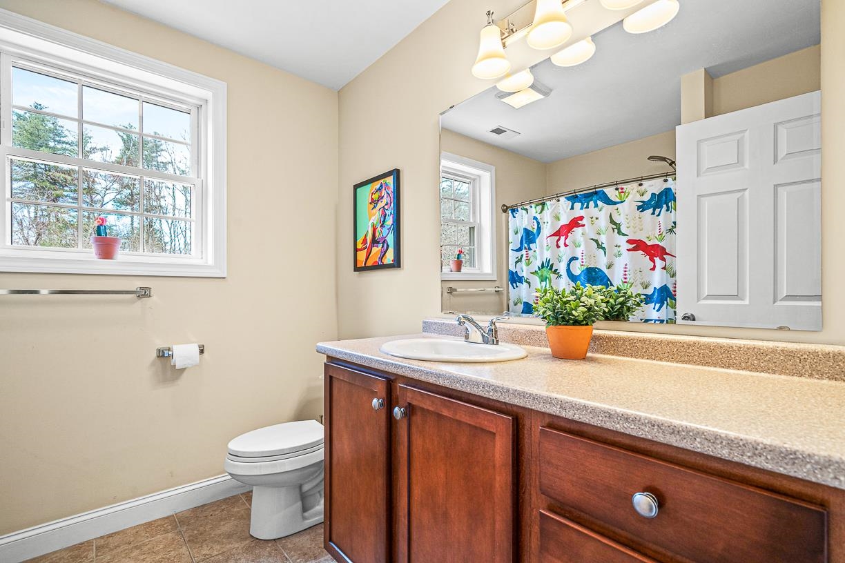 2 Leblanc Road Pelham, NH 03076 - Photo 20 of 31