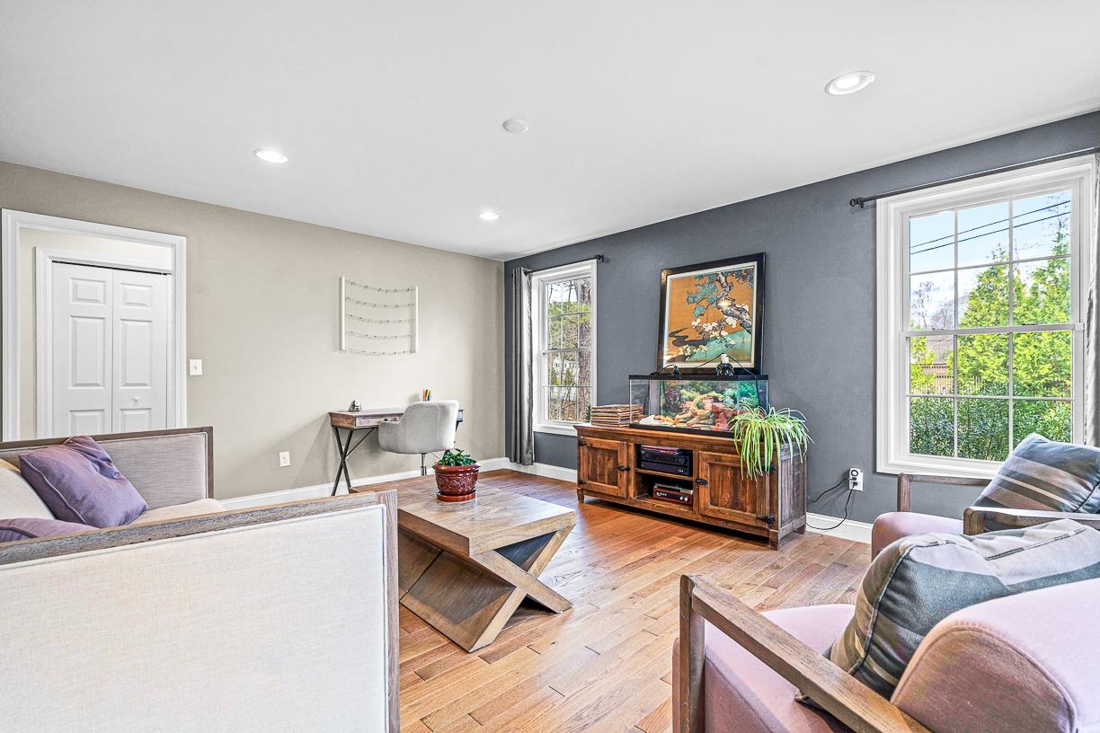 2 Leblanc Road Pelham, NH 03076 - Photo 7 of 31