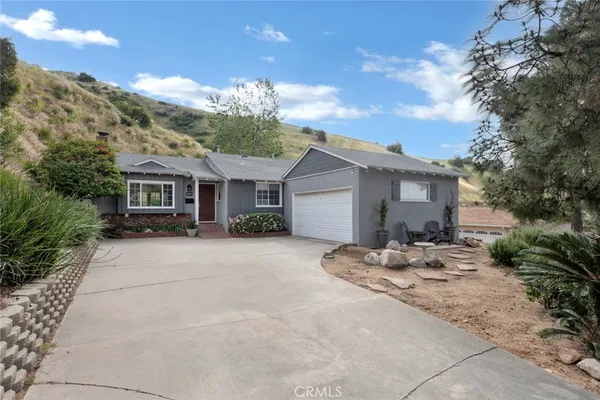 $989,000 | 8520 Springford Drive, Sun Valley, CA 91352