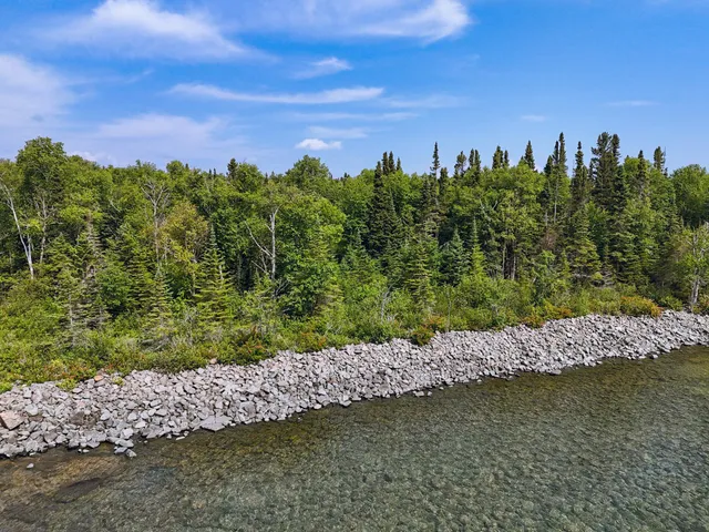 $435,000 | 188 Stonegate Road, Hovland, MN 55606