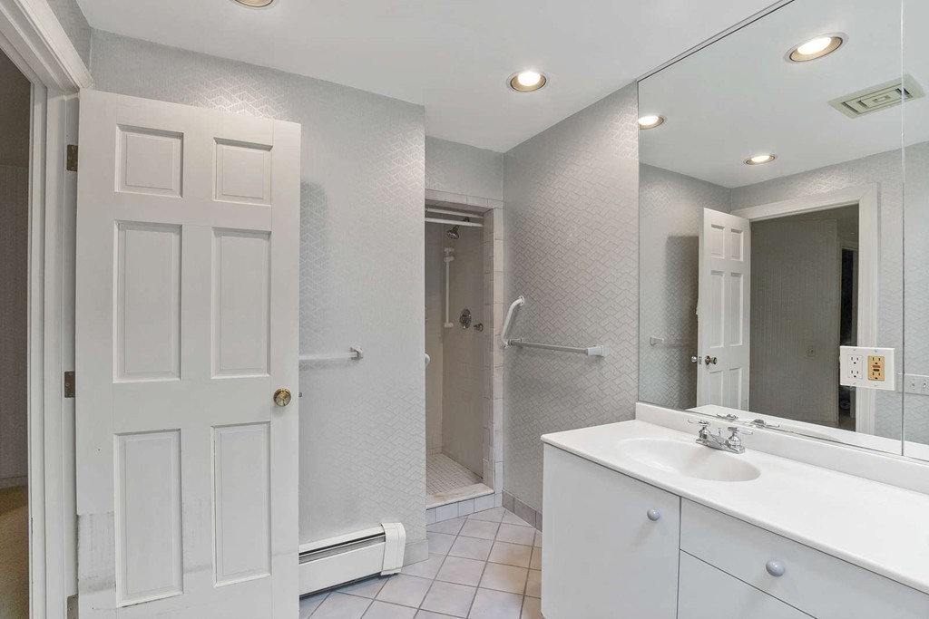 85 Forbes Road Westwood, MA 02090 - Photo 13 of 23 Gallery Image 13