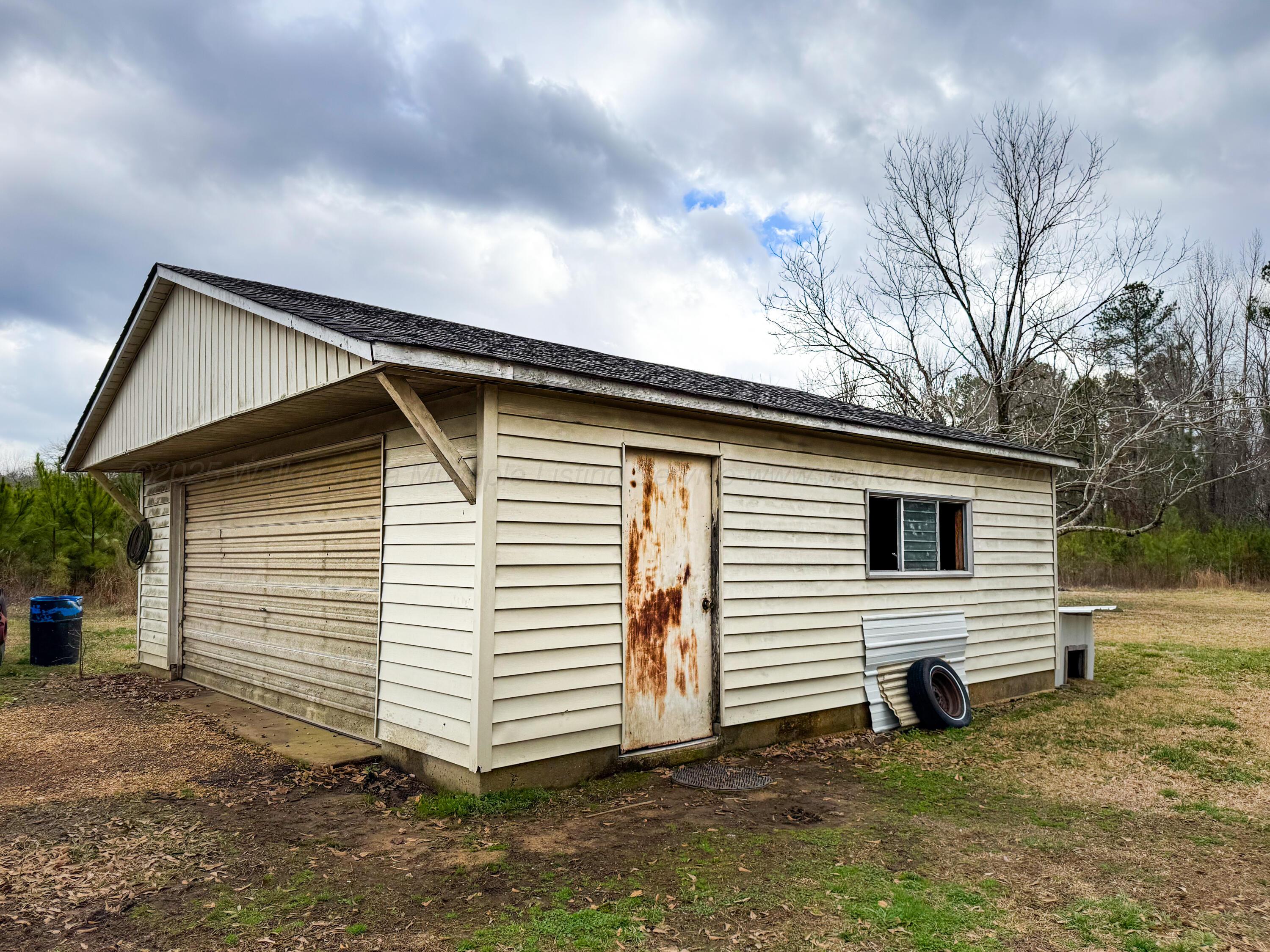 563 Weeks Circle Winfield, AL 35594 - Photo 8 of 32 Gallery Image 8