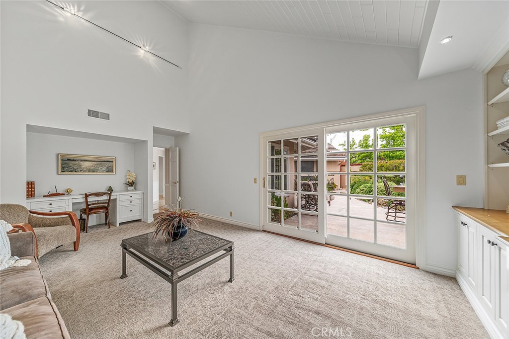 6255 Majorca Circle Long Beach, CA 90803 - Photo 20 of 62 Den