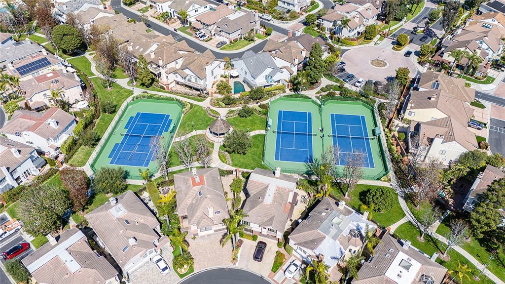 6255 Majorca Circle Long Beach, CA 90803 - Photo 55 of 62 Community Overview of Tennis Courts