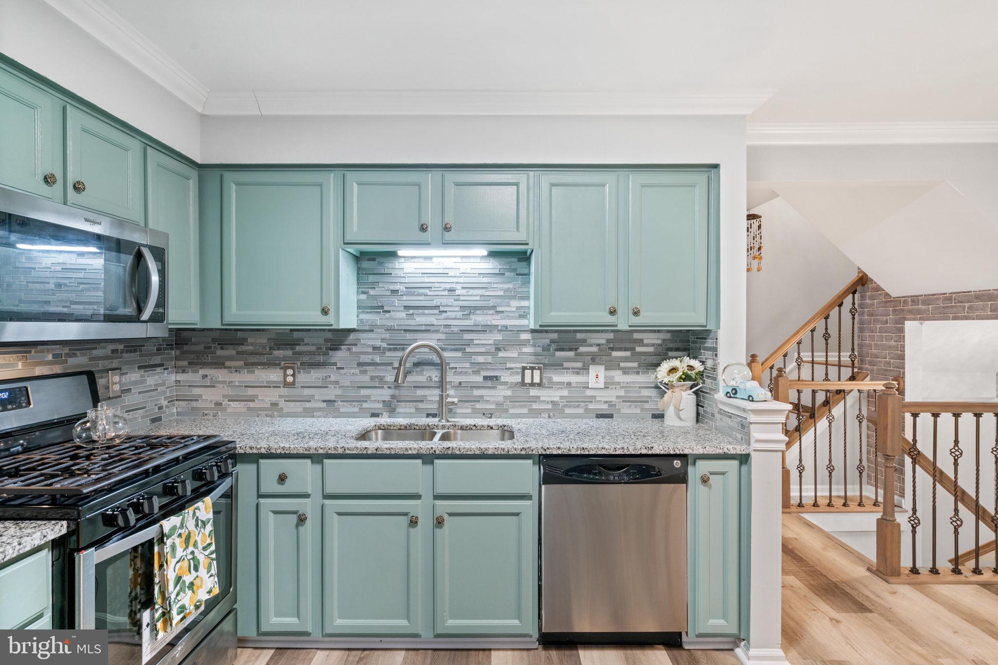 6340 Racetec Place Springfield, VA 22150 - Photo 12 of 35